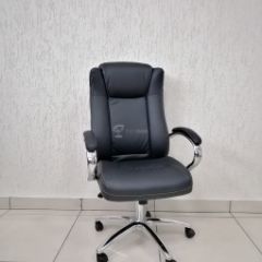Кресло Barneo K-45 для руководителя (черная экокожа) в Миассе - miass.mebel24.online | фото 1
