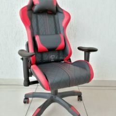 Кресло геймерское Barneo K-52 (черная экокожа красные вставки) в Миассе - miass.mebel24.online | фото