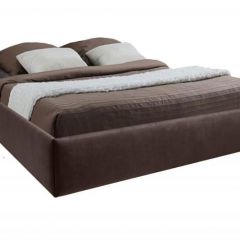 Кровать Подиум с ПМ 1400 (экокожа коричневая) в Миассе - miass.mebel24.online | фото