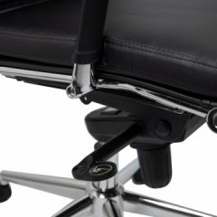 Офисное кресло для руководителей DOBRIN ARNOLD LMR-103F чёрный в Миассе - miass.mebel24.online | фото 8